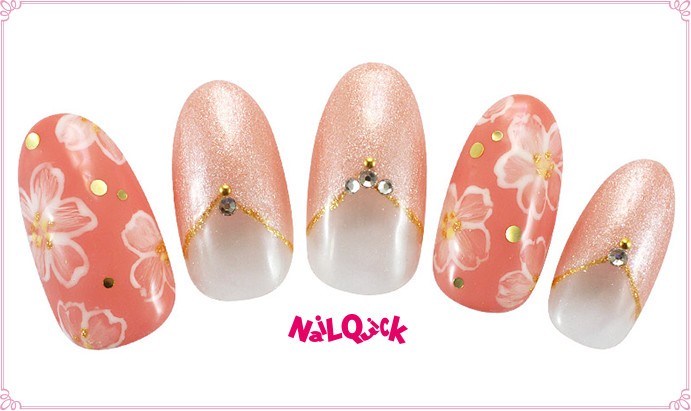 花柄がポイントのオレンジフレンチネイル ネイルサロンならネイルクイック Nail Quick